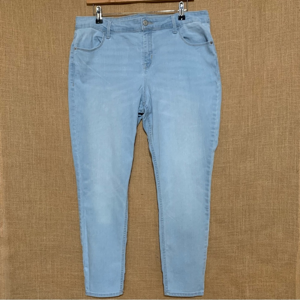 Old Navy Super Skinny Ankle Jean